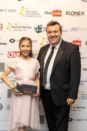 Young Performer, Thea Lily